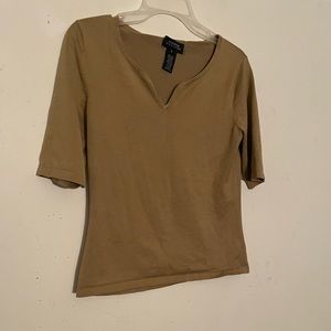 Womens short sleeve top